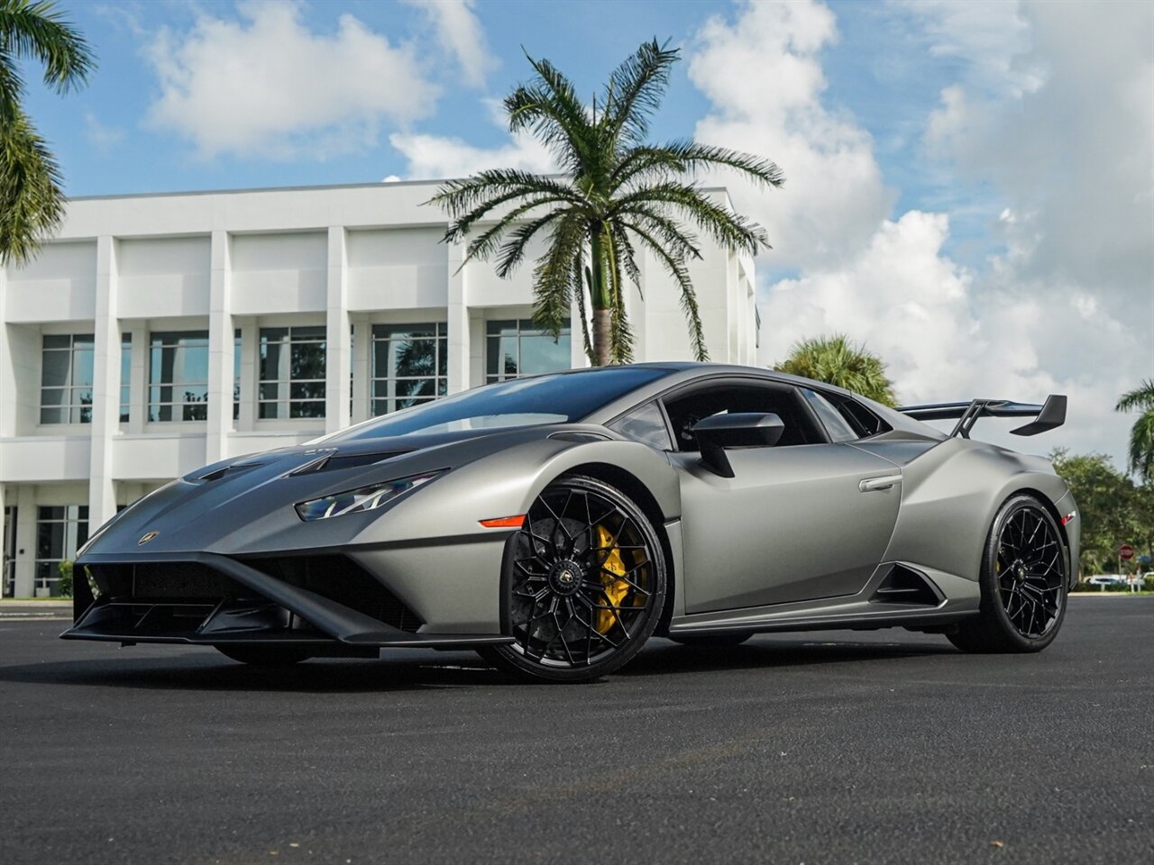 2021 Lamborghini Huracan STO   - Photo 13 - Bonita Springs, FL 34134