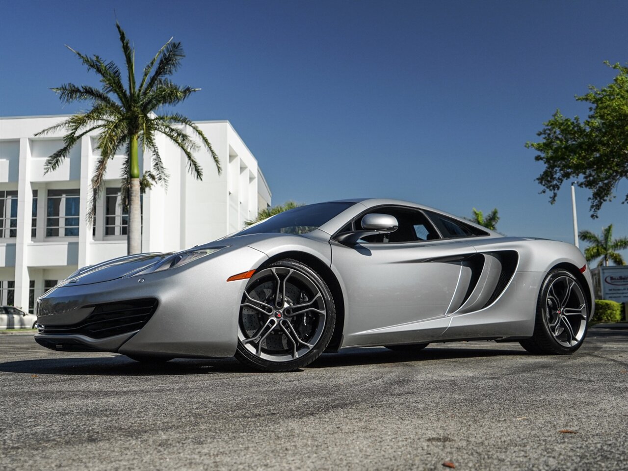 2012 McLaren MP4-12C   - Photo 12 - Bonita Springs, FL 34134