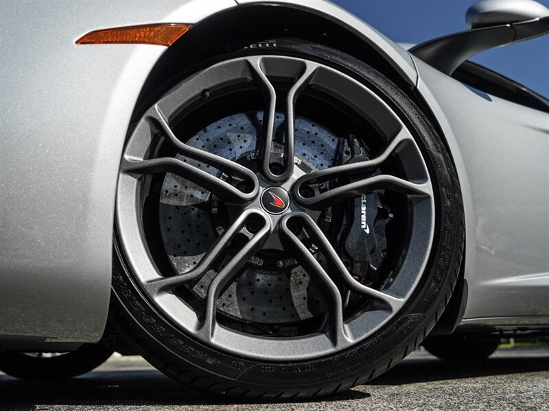 2012 McLaren MP4-12C - Photo 13 - Bonita Springs, FL 34134