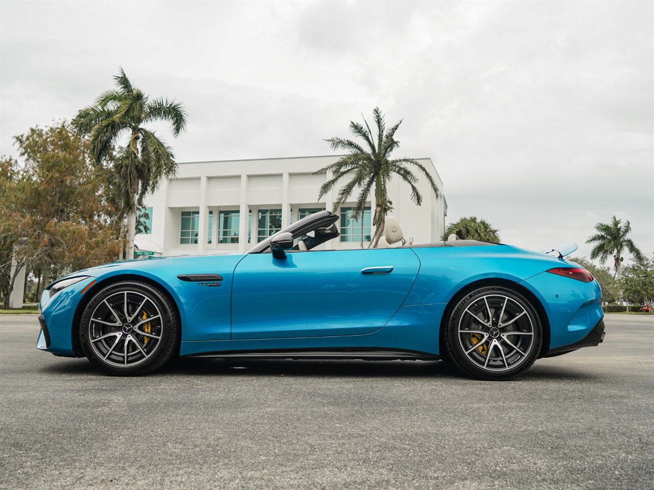 2022 Mercedes-Benz AMG SL 63   - Photo 46 - Bonita Springs, FL 34134