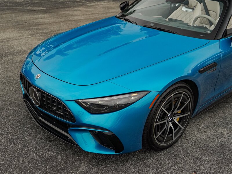 2022 Mercedes-Benz AMG SL 63 - Photo 9 - Bonita Springs, FL 34134