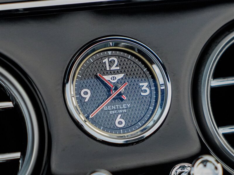 2022 Bentley Continental GTC V8   - Photo 19 - Bonita Springs, FL 34134