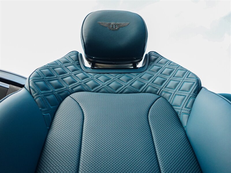 2022 Bentley Continental GTC V8   - Photo 38 - Bonita Springs, FL 34134