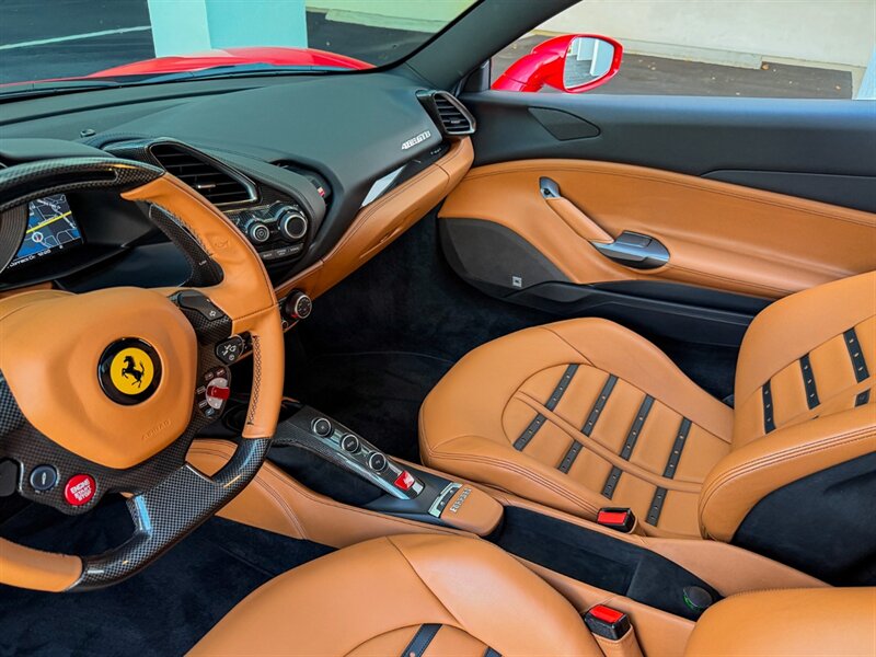 2018 Ferrari 488 GTB   - Photo 15 - Bonita Springs, FL 34134