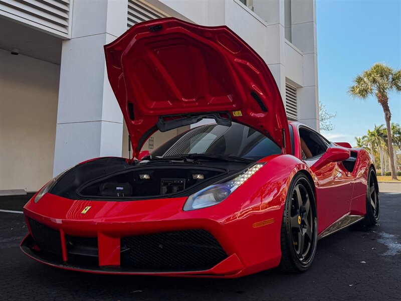 2018 Ferrari 488 GTB   - Photo 45 - Bonita Springs, FL 34134