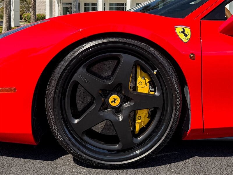 2018 Ferrari 488 GTB   - Photo 48 - Bonita Springs, FL 34134