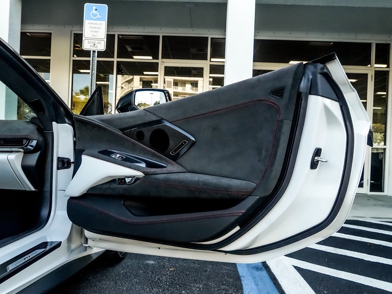 2023 Chevrolet Corvette 70th Anniversay   - Photo 23 - Bonita Springs, FL 34134