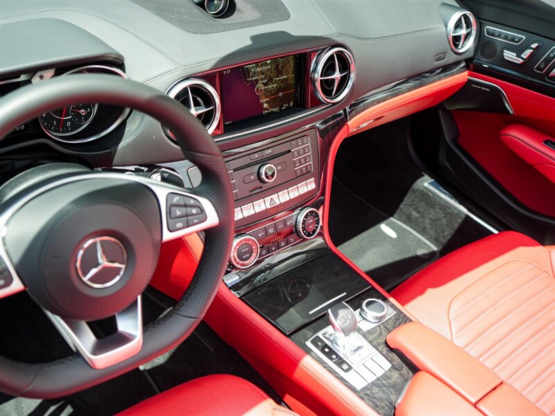 2019 Mercedes-Benz SL 550 - Photo 13 - Bonita Springs, FL 34134