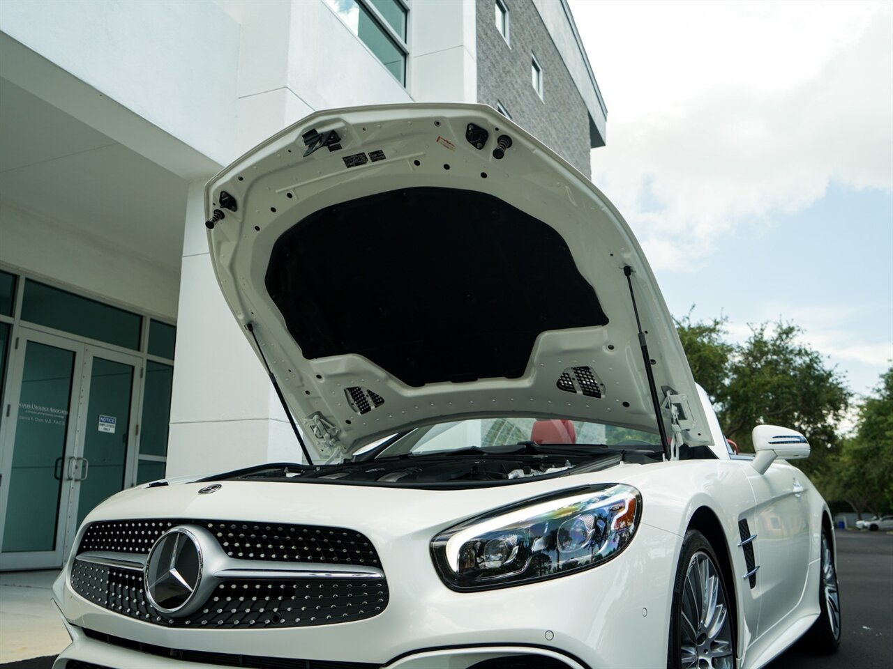 2019 Mercedes-Benz SL 550   - Photo 46 - Bonita Springs, FL 34134