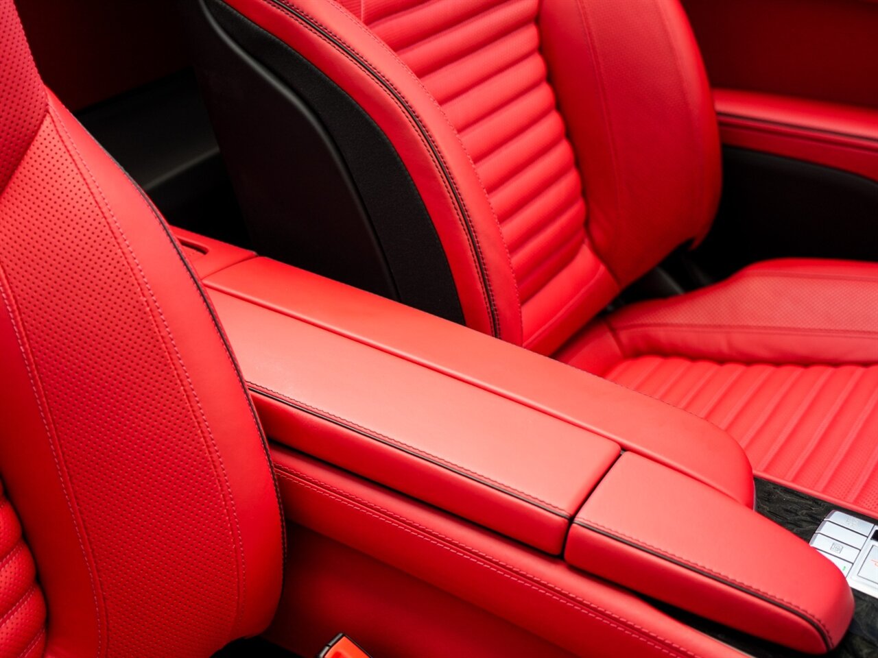 2019 Mercedes-Benz SL 550   - Photo 40 - Bonita Springs, FL 34134