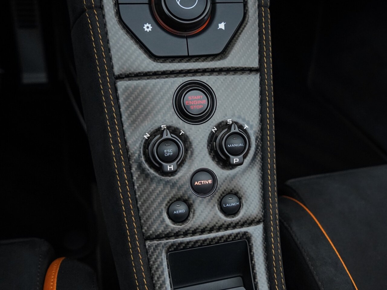 2016 McLaren 675LT Spider   - Photo 21 - Bonita Springs, FL 34134