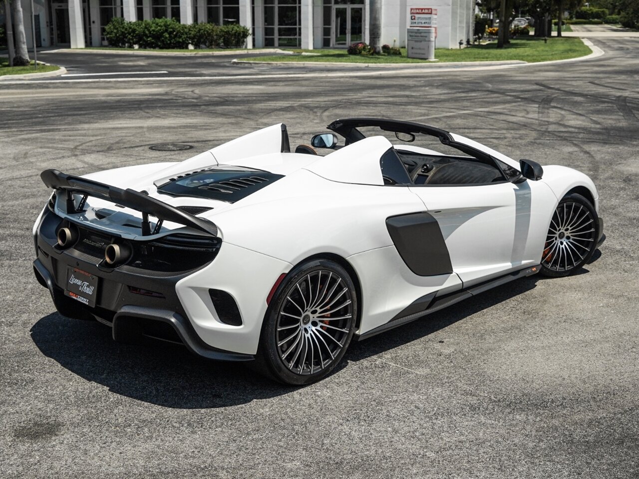 2016 McLaren 675LT Spider   - Photo 62 - Bonita Springs, FL 34134