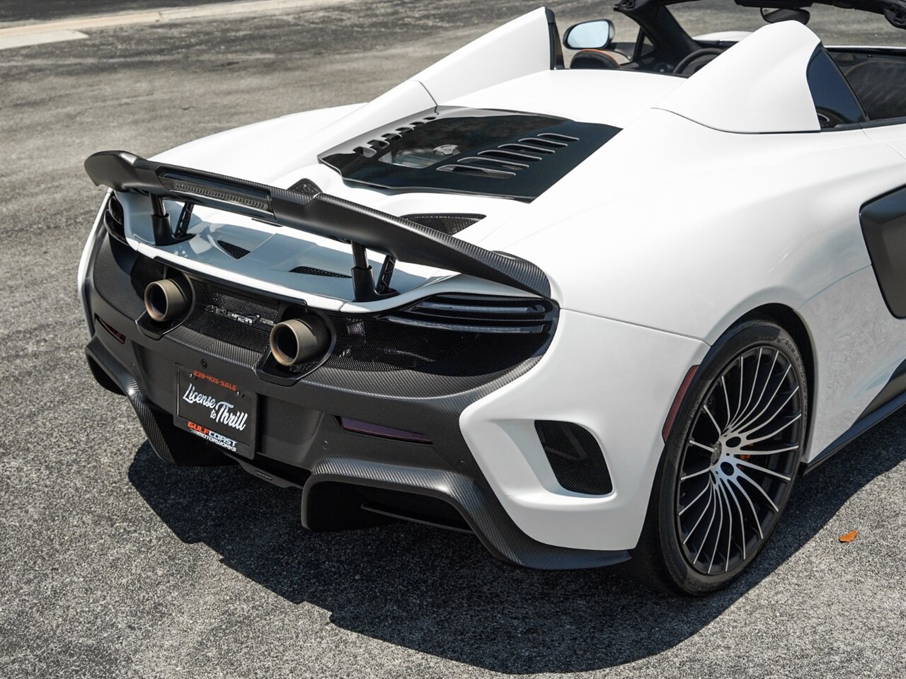 2016 McLaren 675LT Spider   - Photo 61 - Bonita Springs, FL 34134