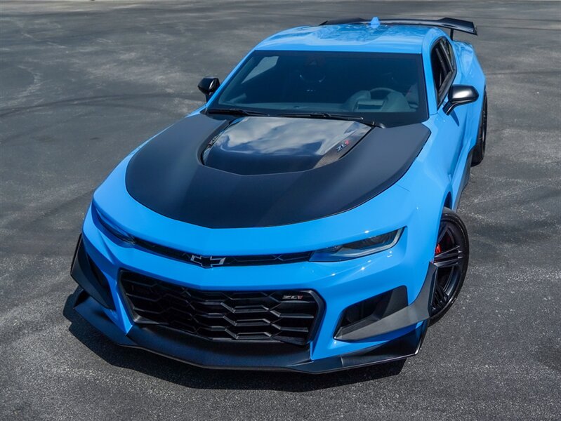 2023 Chevrolet Camaro ZL1 - Photo 10 - Bonita Springs, FL 34134