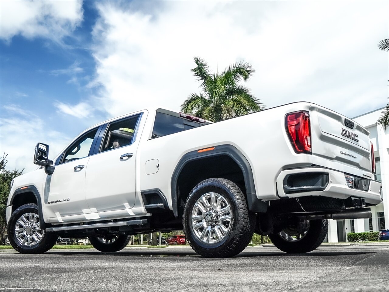 2020 GMC Sierra 2500HD Denali   - Photo 39 - Bonita Springs, FL 34134