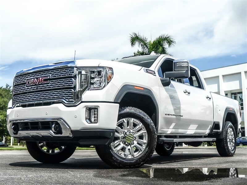 2020 GMC Sierra 2500HD Denali   - Photo 11 - Bonita Springs, FL 34134