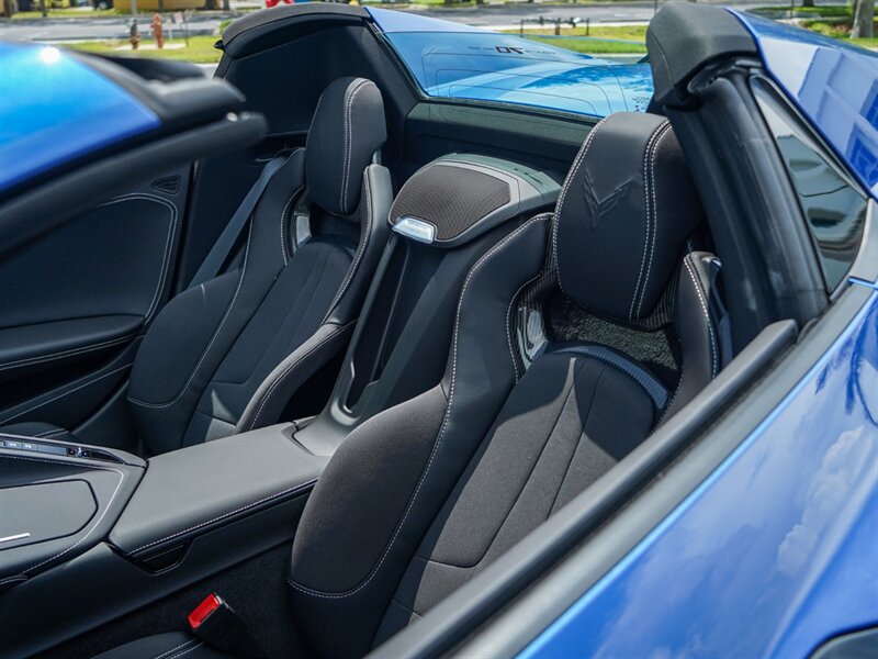 2023 Chevrolet Corvette Stingray   - Photo 7 - Bonita Springs, FL 34134