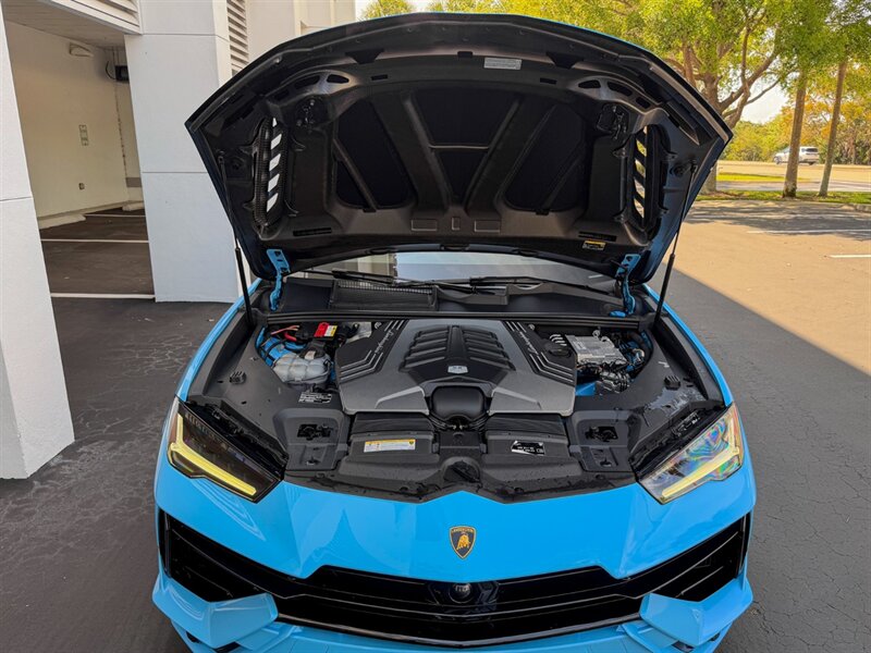 2023 Lamborghini Urus S - Photo 41 - Bonita Springs, FL 34134