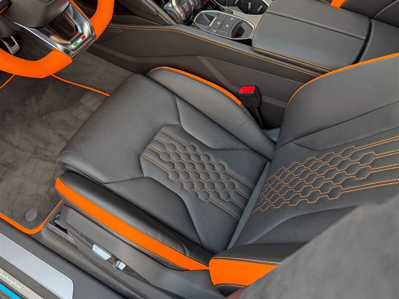 2023 Lamborghini Urus S - Photo 23 - Bonita Springs, FL 34134