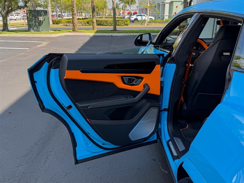 2023 Lamborghini Urus S - Photo 28 - Bonita Springs, FL 34134