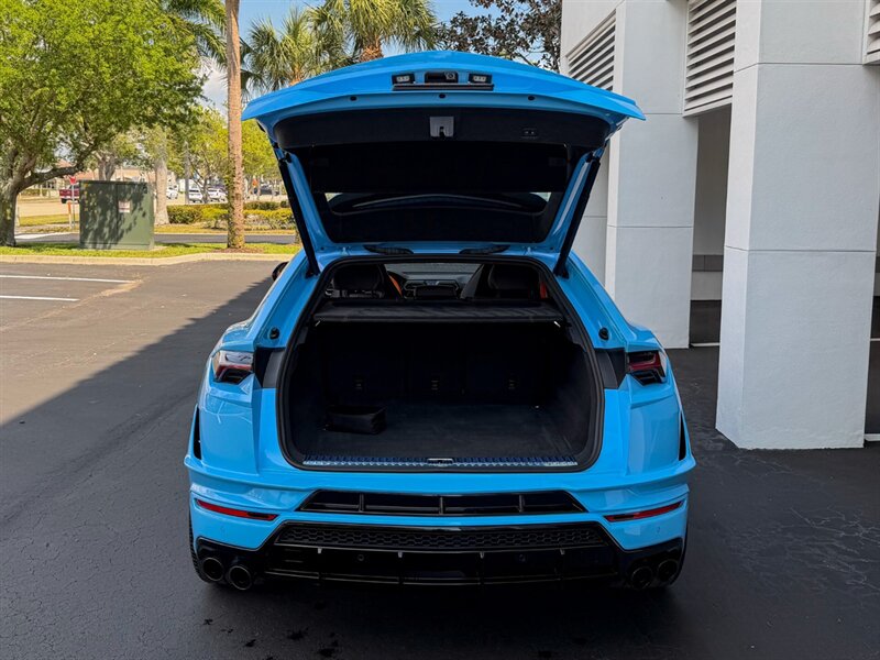 2023 Lamborghini Urus S - Photo 40 - Bonita Springs, FL 34134