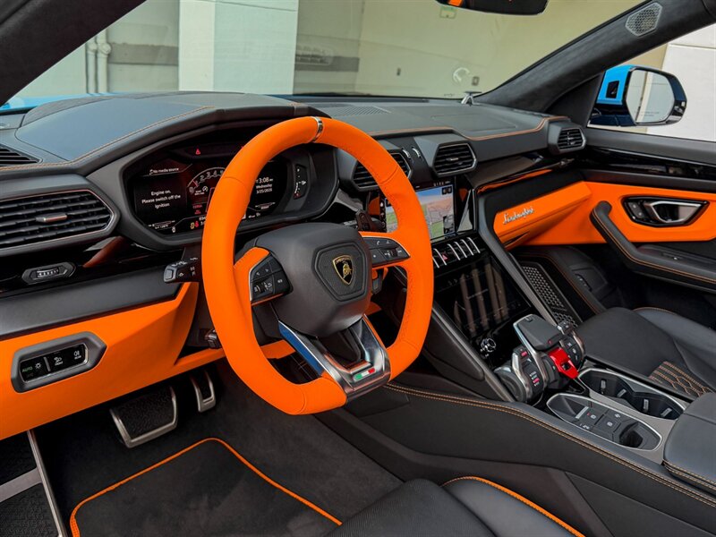 2023 Lamborghini Urus S - Photo 13 - Bonita Springs, FL 34134