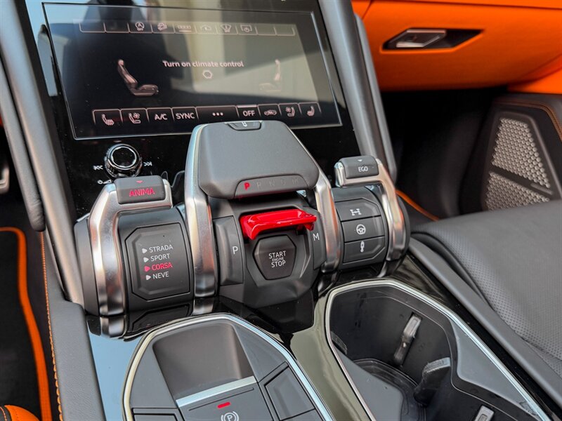 2023 Lamborghini Urus S - Photo 19 - Bonita Springs, FL 34134