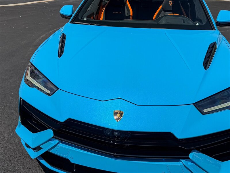 2023 Lamborghini Urus S - Photo 4 - Bonita Springs, FL 34134