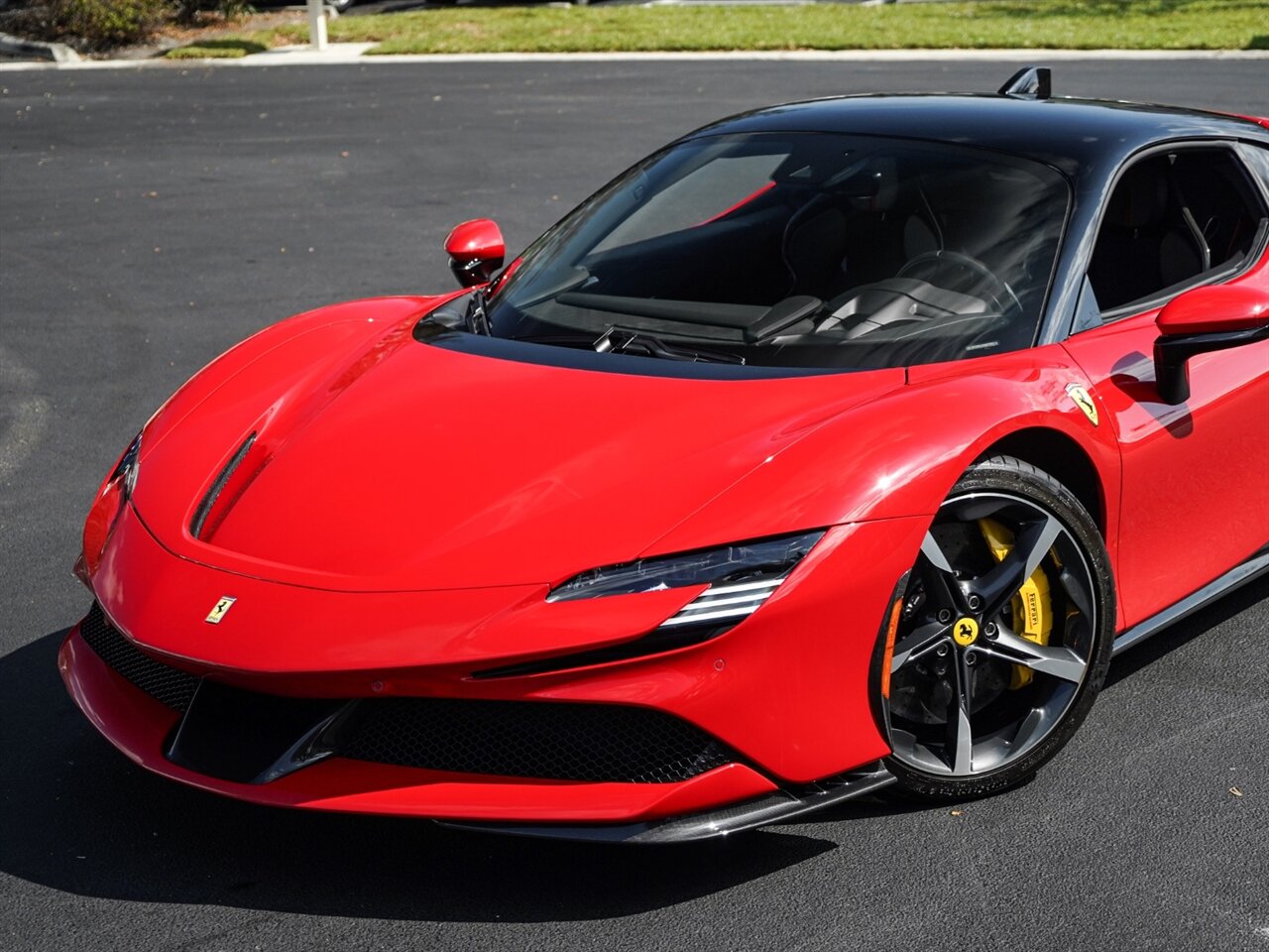 2022 Ferrari SF90 Stradale   - Photo 10 - Bonita Springs, FL 34134