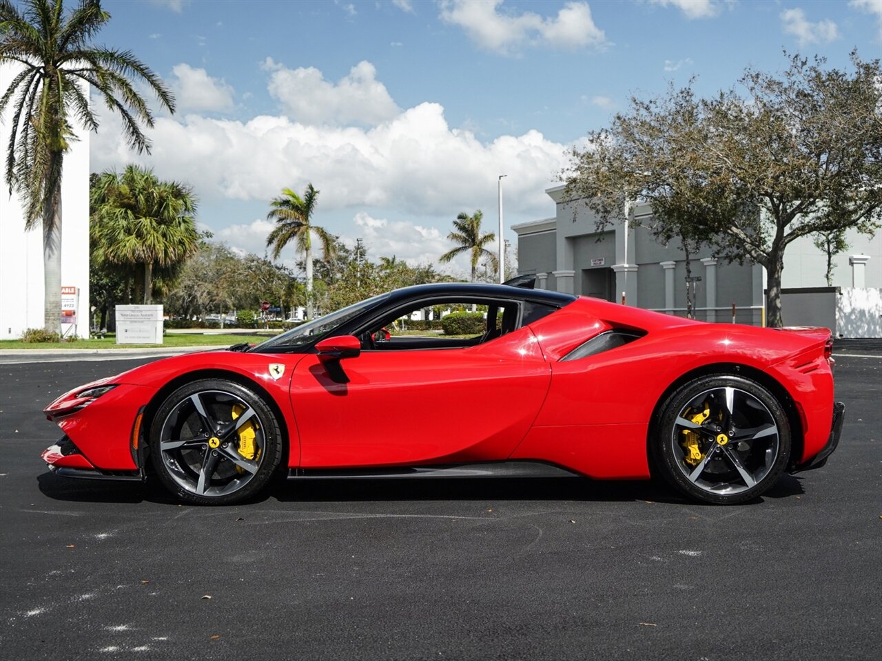 2022 Ferrari SF90 Stradale   - Photo 42 - Bonita Springs, FL 34134