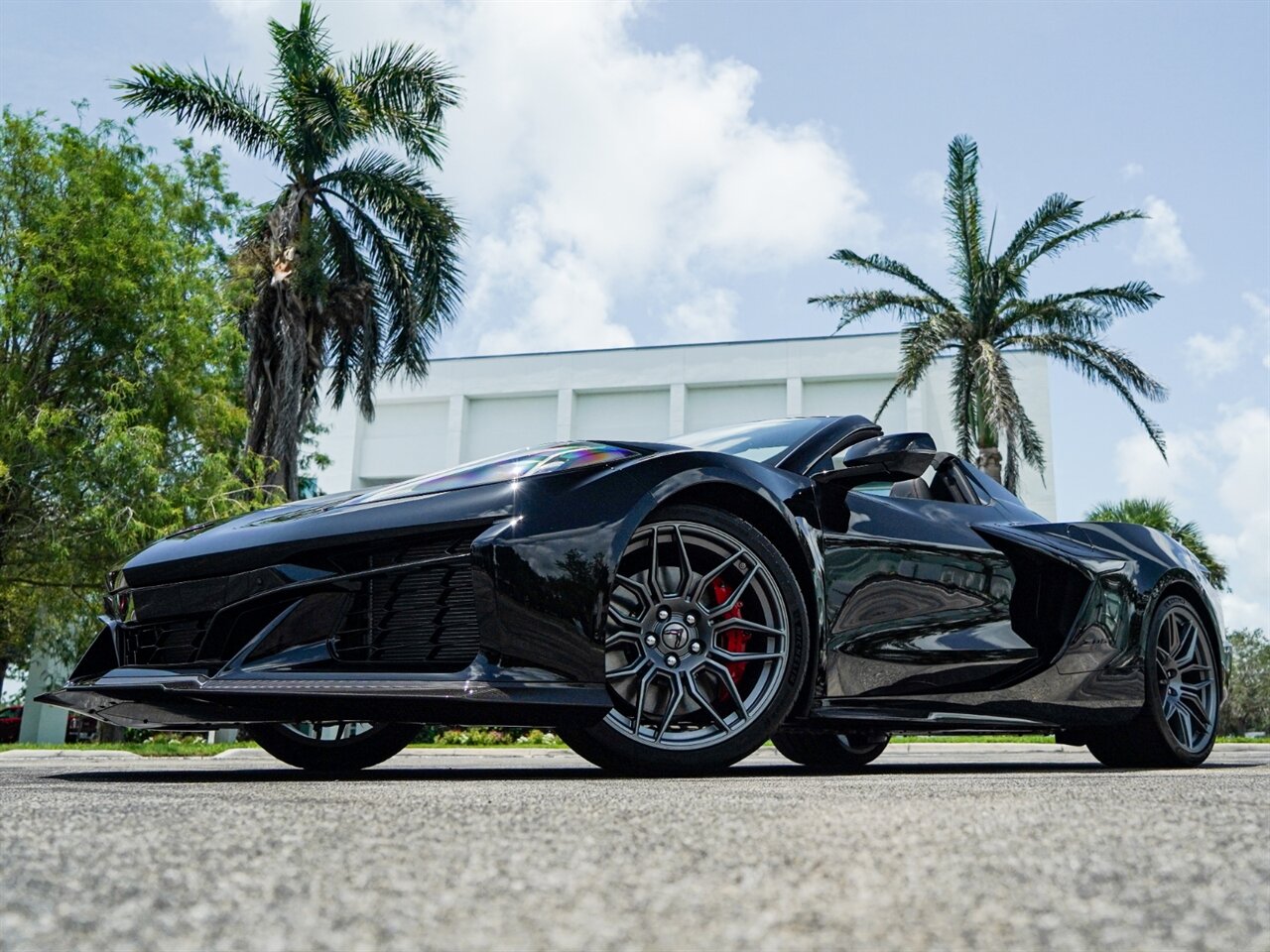 2023 Chevrolet Corvette Z06   - Photo 10 - Bonita Springs, FL 34134