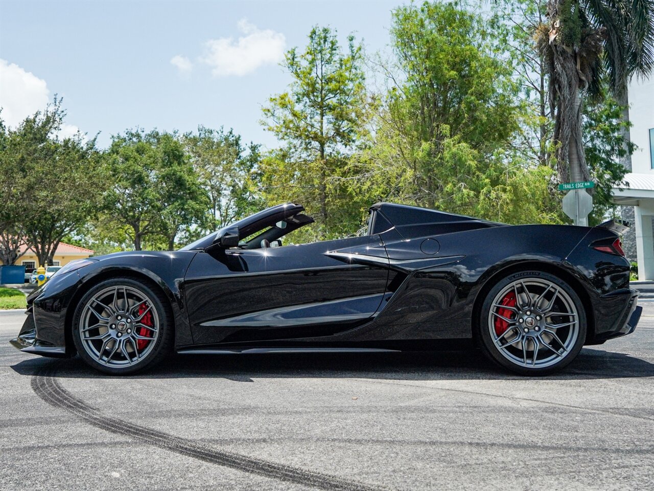 2023 Chevrolet Corvette Z06   - Photo 42 - Bonita Springs, FL 34134