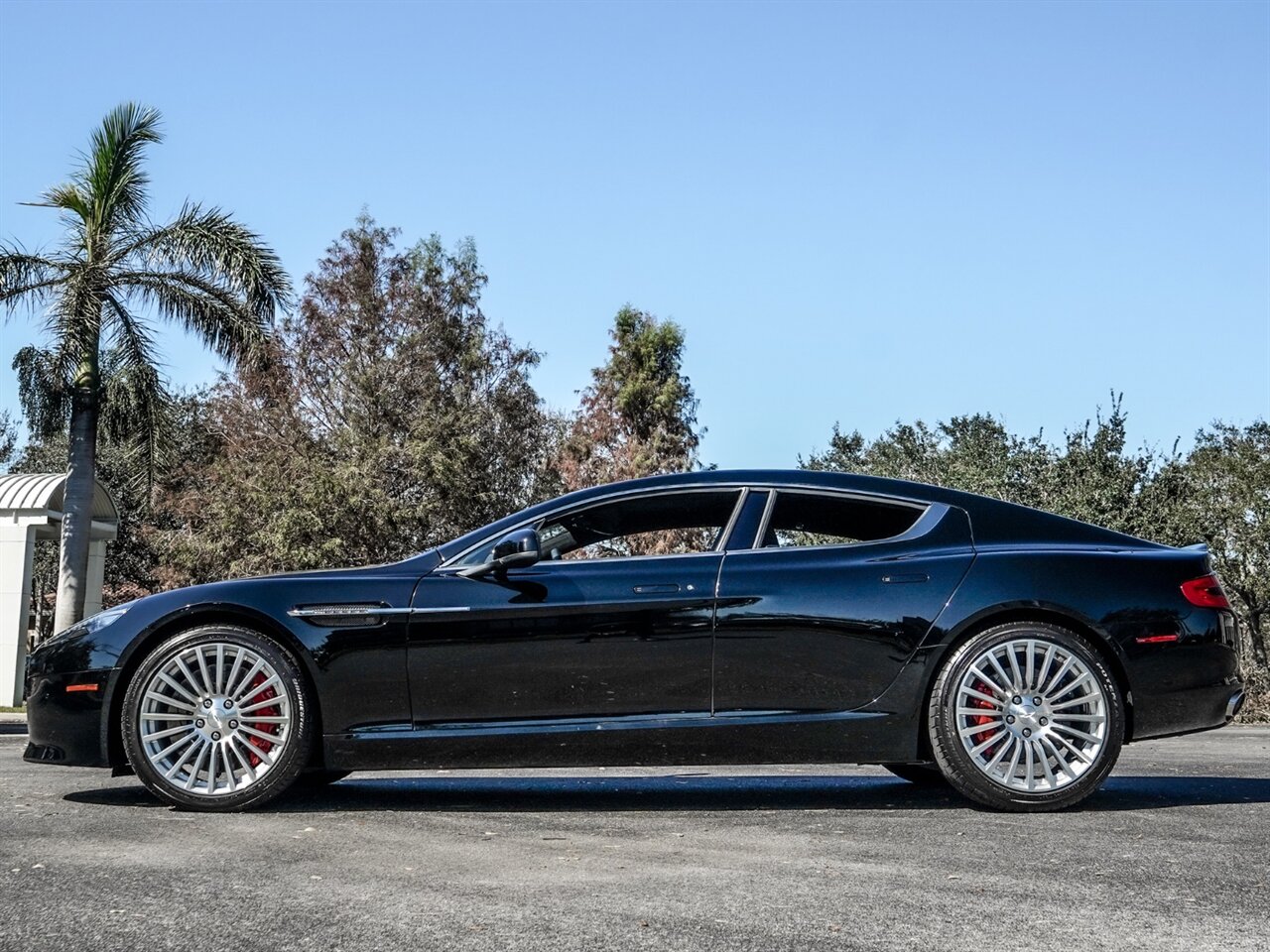 2016 Aston Martin Rapide S   - Photo 34 - Bonita Springs, FL 34134