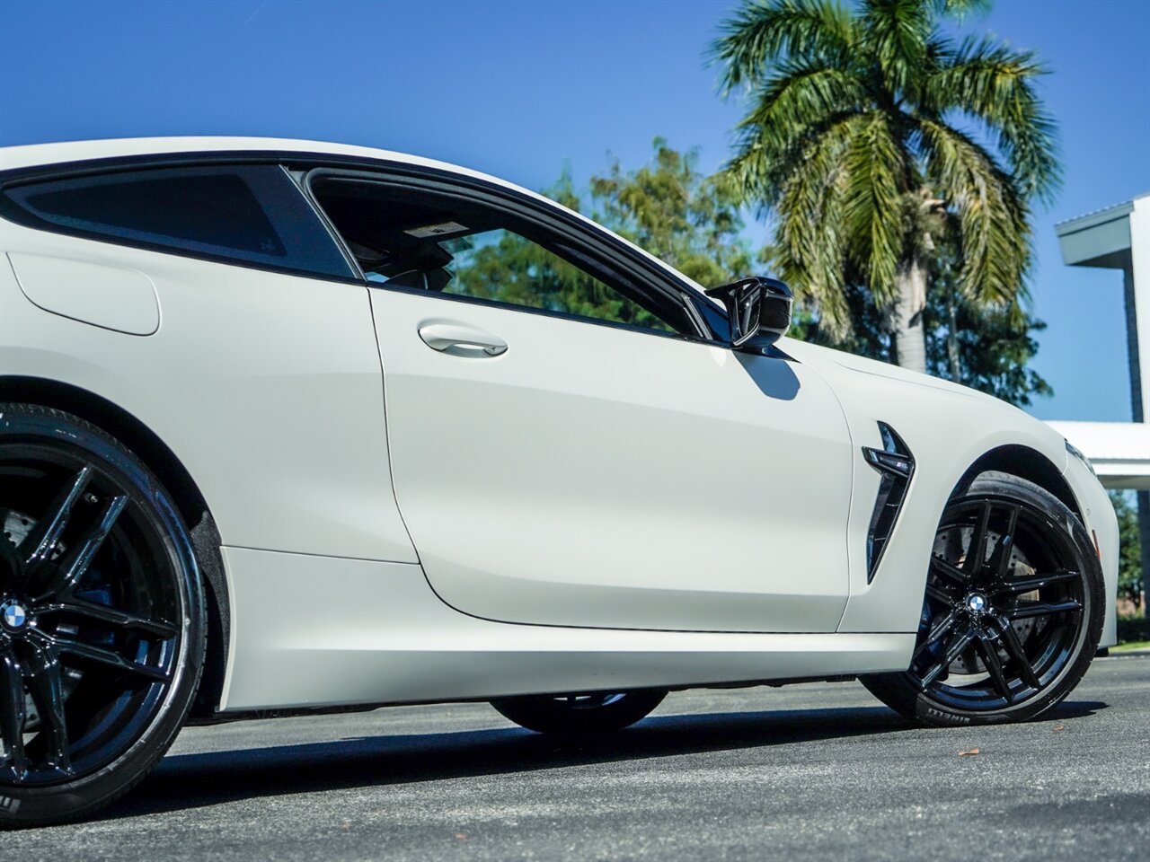 2020 BMW M8 Competition   - Photo 40 - Bonita Springs, FL 34134