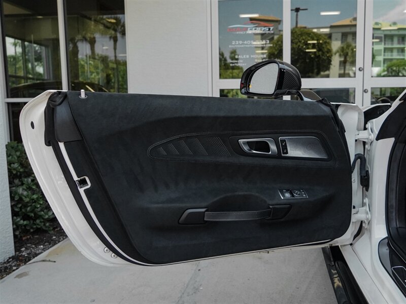 2021 Mercedes-Benz AMG GT Black Series - Photo 33 - Bonita Springs, FL 34134