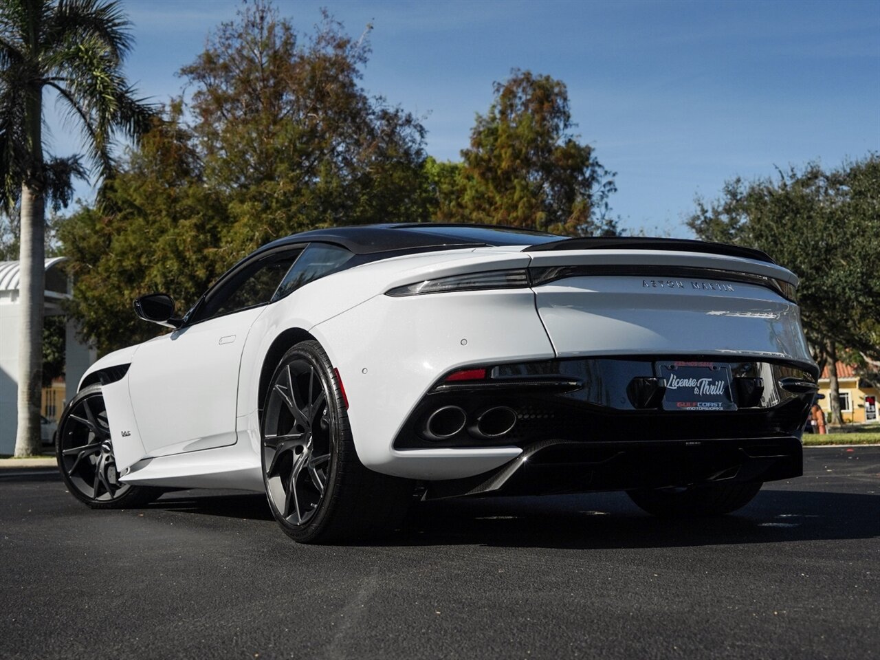 2019 Aston Martin DBS Superleggera   - Photo 51 - Bonita Springs, FL 34134