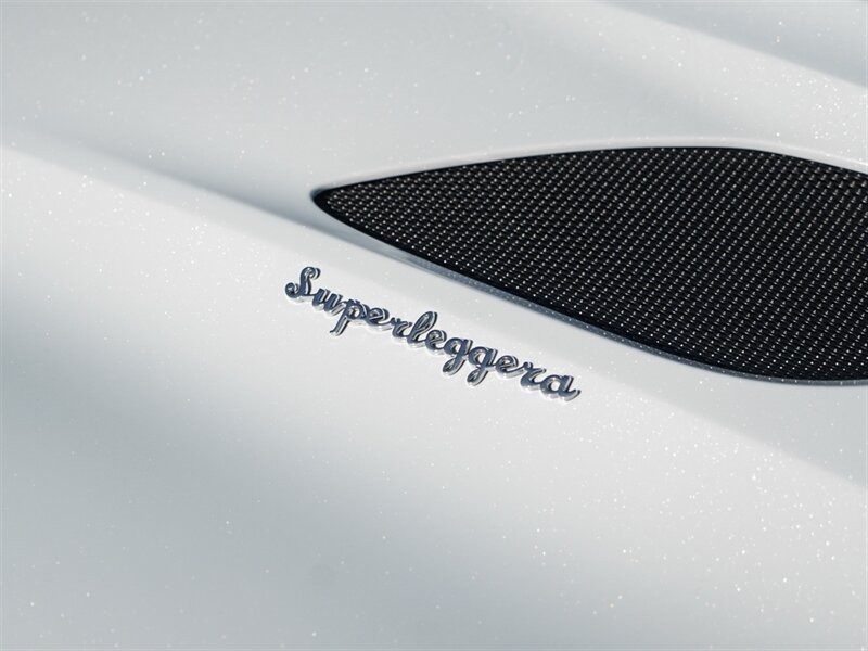 2019 Aston Martin DBS Superleggera - Photo 7 - Bonita Springs, FL 34134