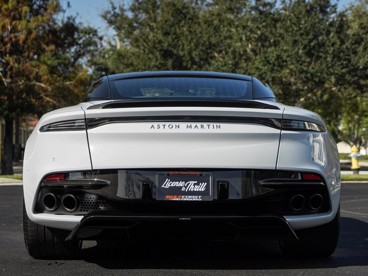 2019 Aston Martin DBS Superleggera   - Photo 60 - Bonita Springs, FL 34134