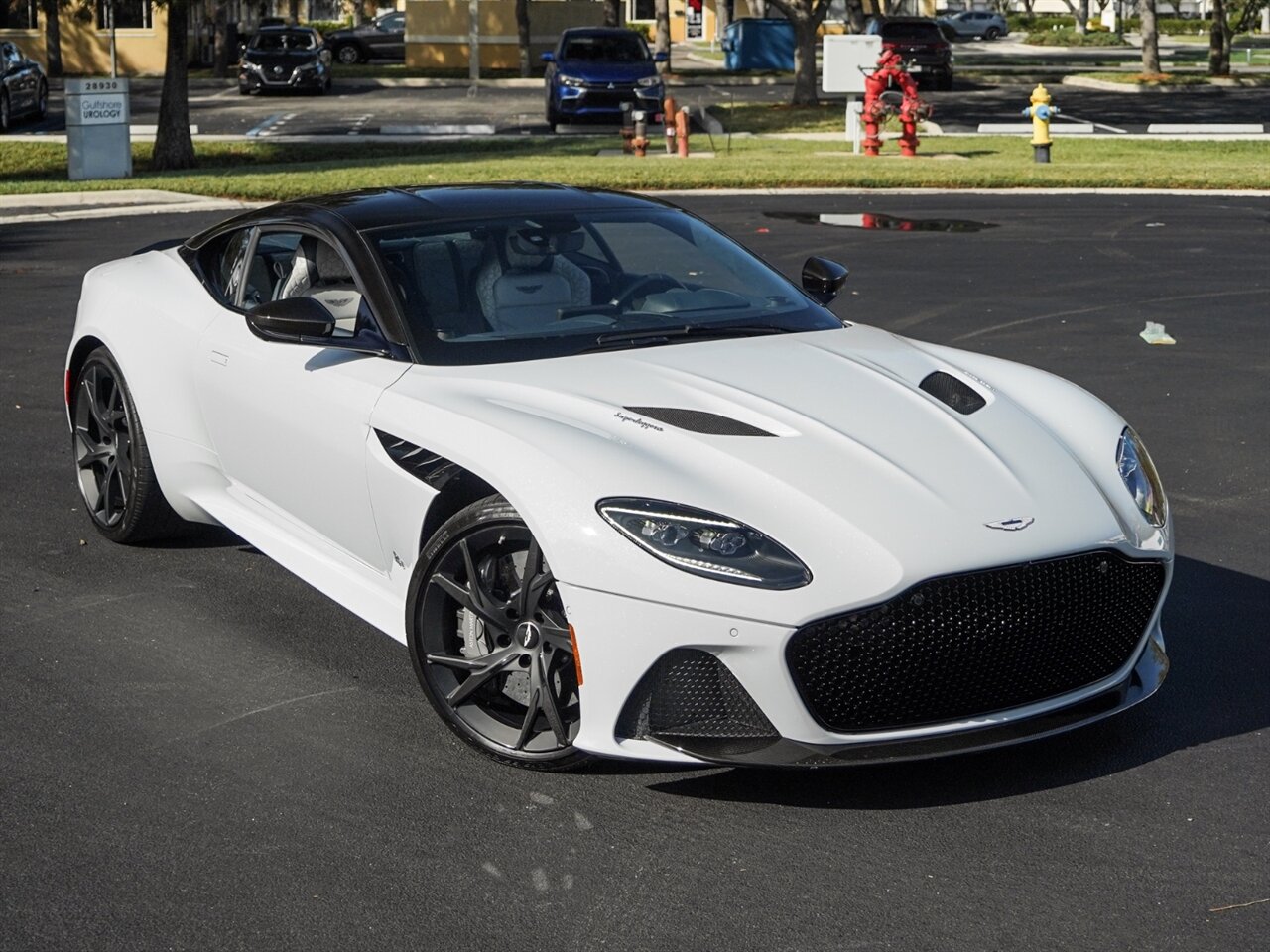 2019 Aston Martin DBS Superleggera   - Photo 73 - Bonita Springs, FL 34134