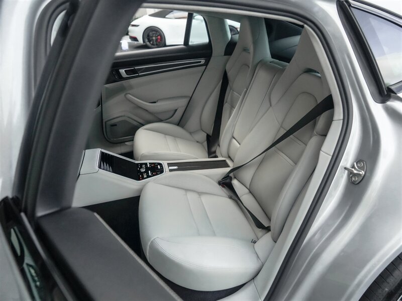 2018 Porsche Panamera Turbo - Photo 20 - Bonita Springs, FL 34134