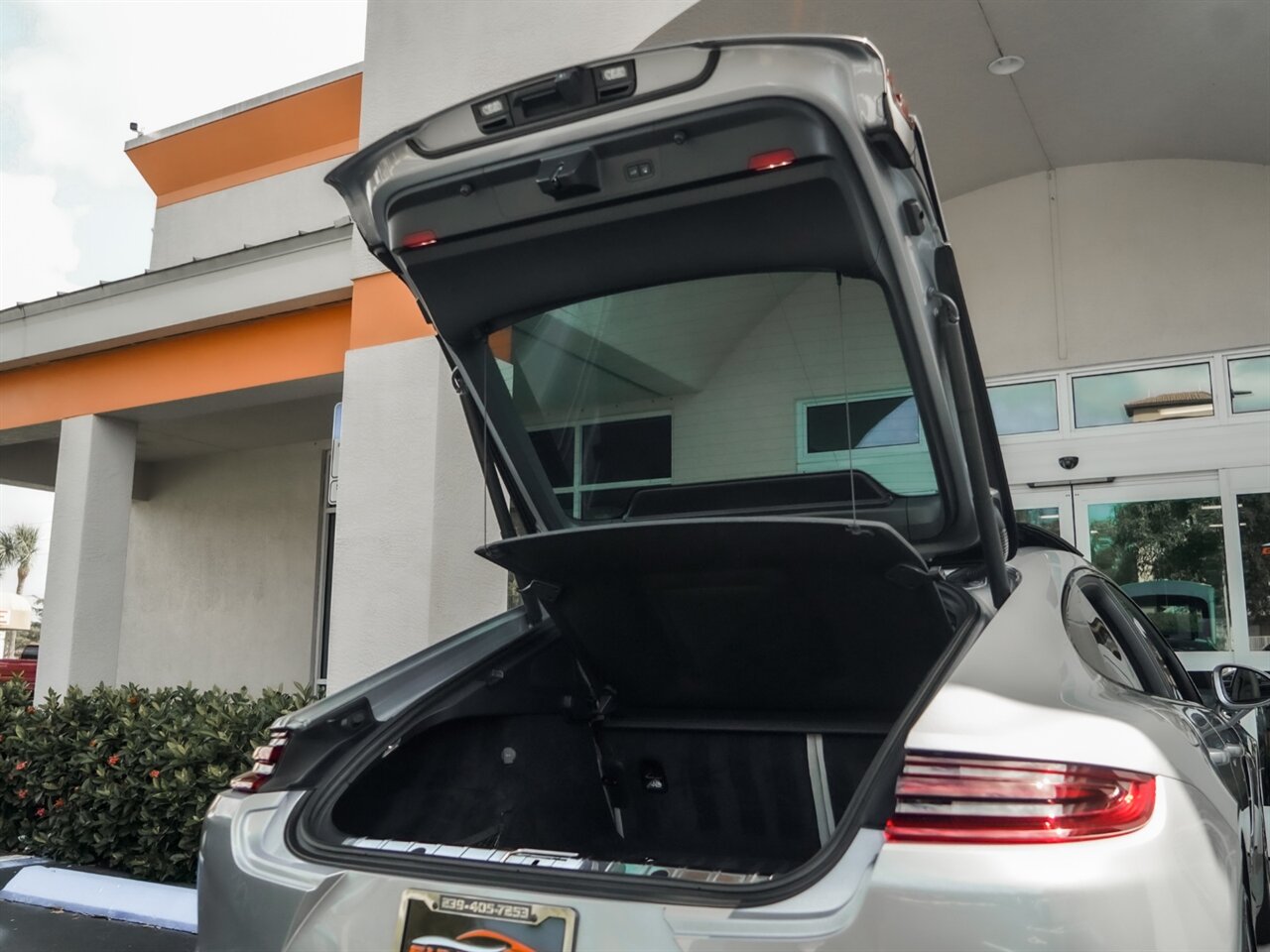 2018 Porsche Panamera Turbo   - Photo 28 - Bonita Springs, FL 34134