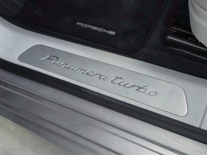 2018 Porsche Panamera Turbo - Photo 24 - Bonita Springs, FL 34134