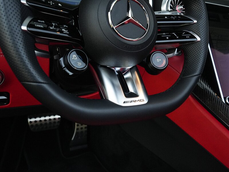 2022 Mercedes-Benz AMG SL 63 - Photo 36 - Bonita Springs, FL 34134