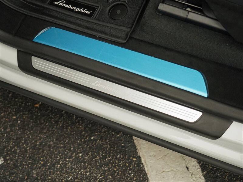 2024 Lamborghini Urus Performante - Photo 30 - Bonita Springs, FL 34134