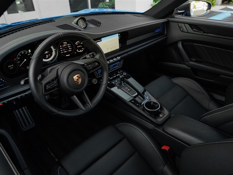 2022 Porsche 911 Carrera 4 GTS   - Photo 2 - Bonita Springs, FL 34134