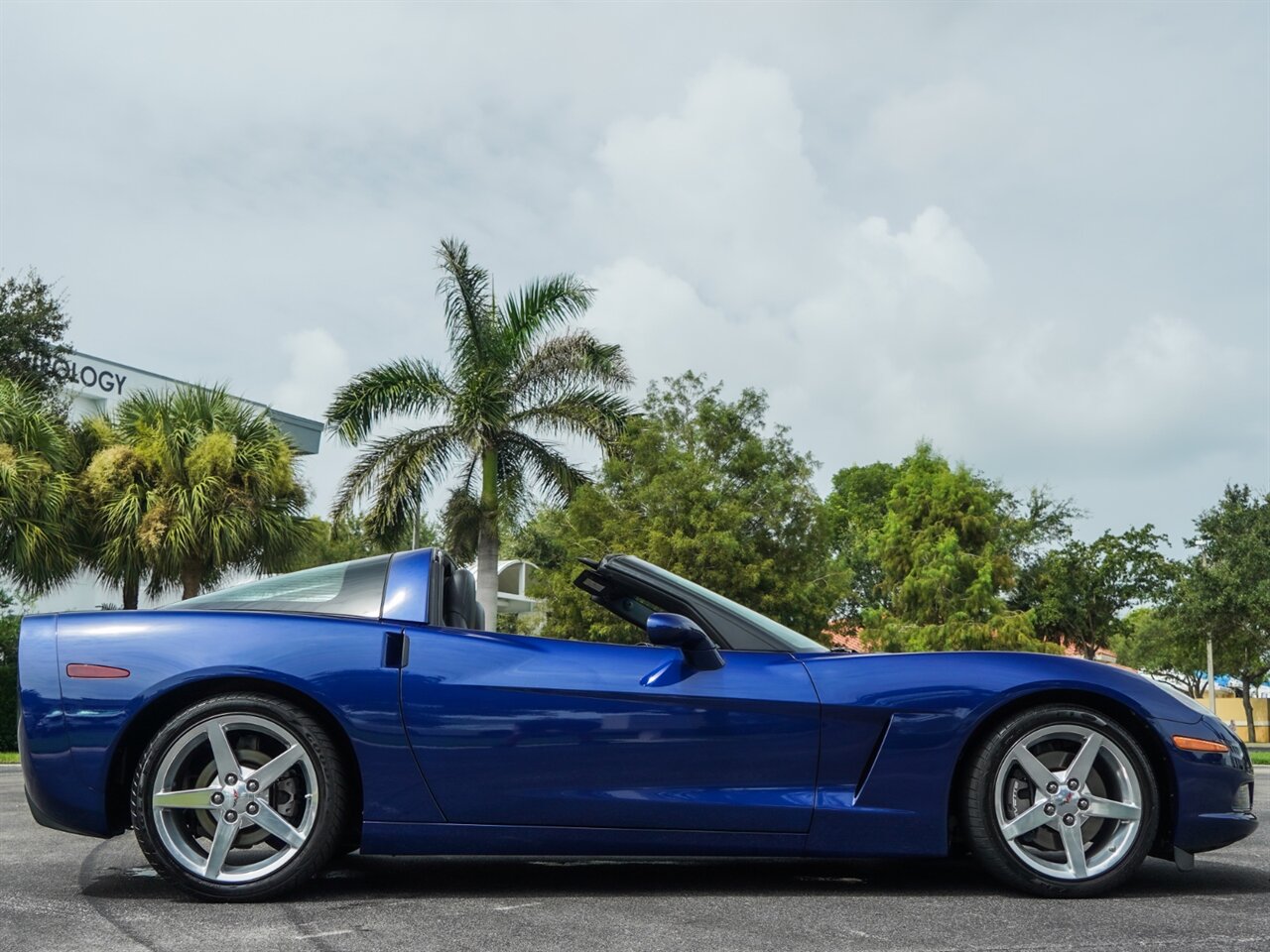 2005 Chevrolet Corvette   - Photo 39 - Bonita Springs, FL 34134