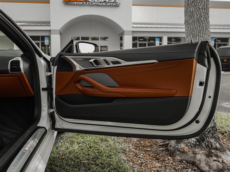 2019 BMW 8 Series M850i xDrive - Photo 38 - Bonita Springs, FL 34134