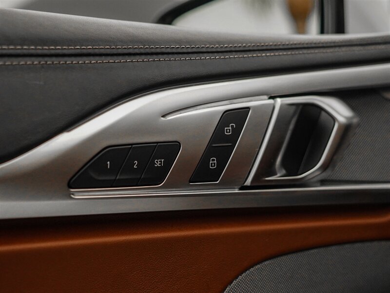 2019 BMW 8 Series M850i xDrive - Photo 26 - Bonita Springs, FL 34134