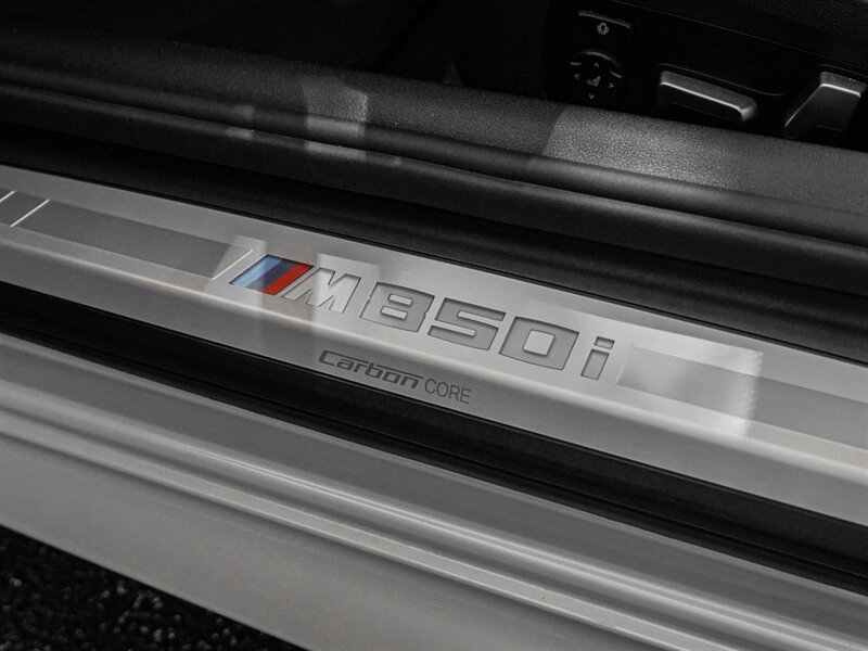 2019 BMW 8 Series M850i xDrive - Photo 29 - Bonita Springs, FL 34134