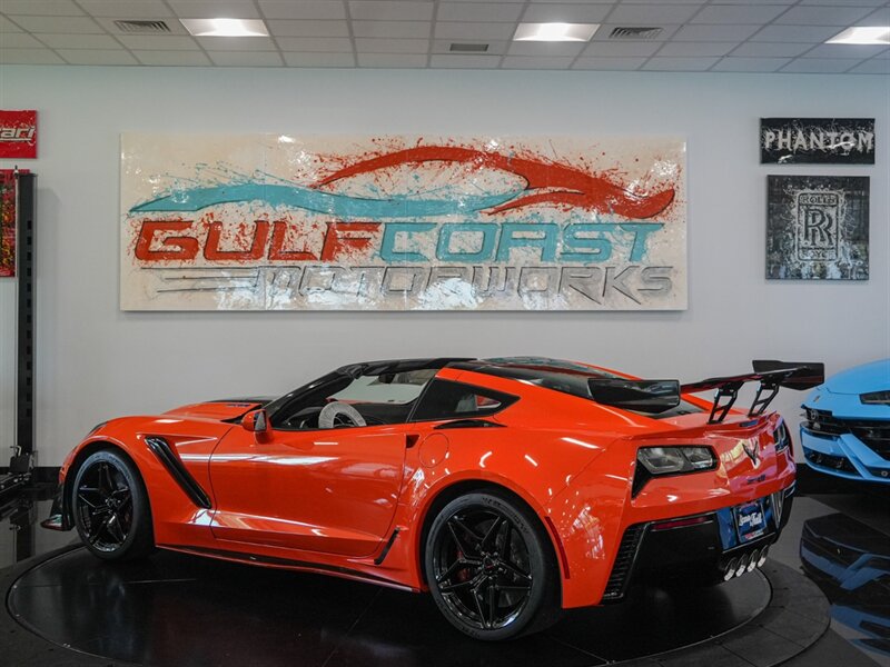 2019 Chevrolet Corvette ZR1 - Photo 28 - Bonita Springs, FL 34134